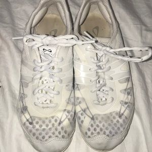 cheer shoes